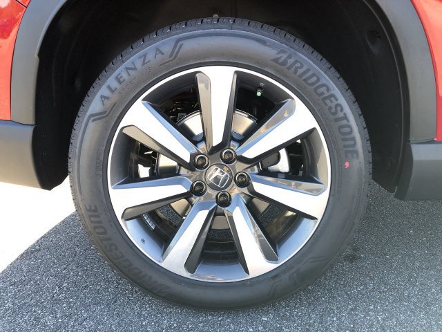 Certified 2024 Honda Pilot Touring image 6