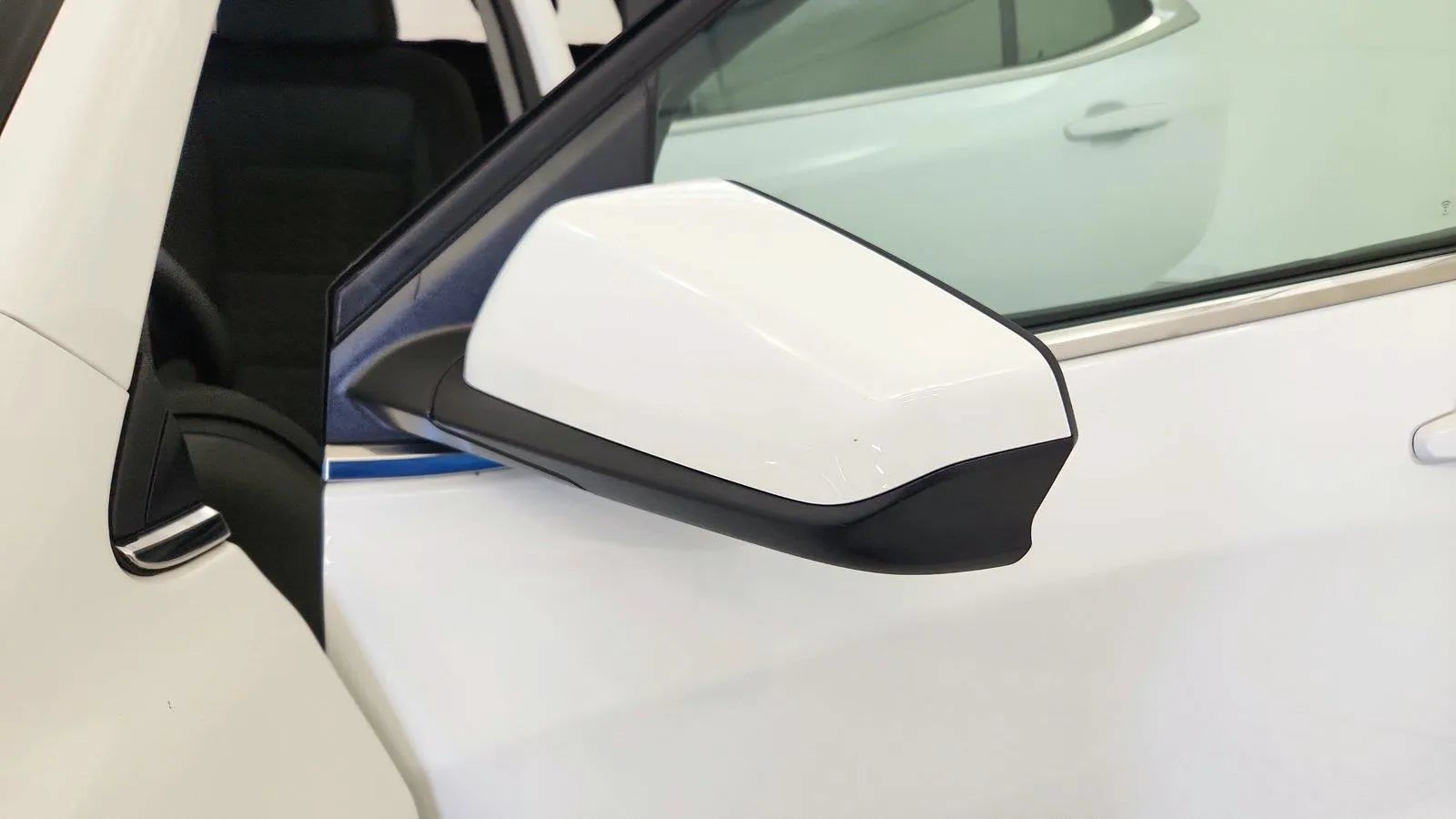 Used 2024 Chevrolet Equinox LT w/ LPO, Cargo Package FWD image 38