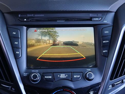 Used 2016 Hyundai Veloster Turbo image 31