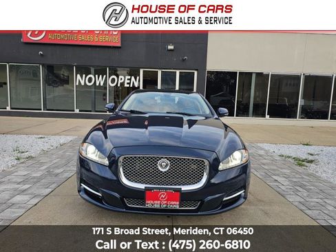 Used 2011 Jaguar XJ 4dr Sdn image 1