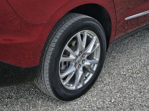 Used 2023 Buick Enclave Premium w/ Experience Buick Package FWD image 7