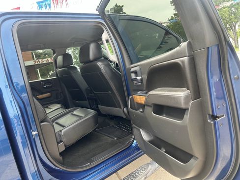 Used 2017 Chevrolet Silverado 1500 LTZ w/ LTZ Plus Package AWD/4WD image 24