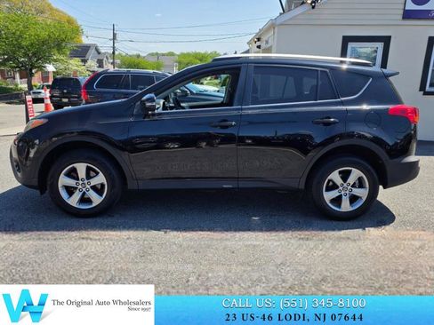 Used 2015 Toyota RAV4 XLE AWD/4WD image 8
