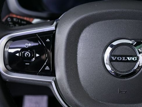 Certified 2025 Volvo V60 B5 Cross Country Plus image 11