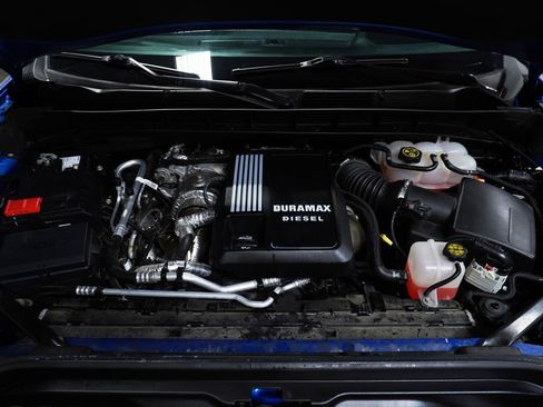 Used 2022 GMC Sierra 1500 AT4 w/ AT4 Preferred Package image 9