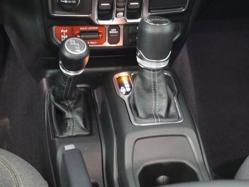 New 2026 Jeep Gladiator Willys AWD/4WD image 13