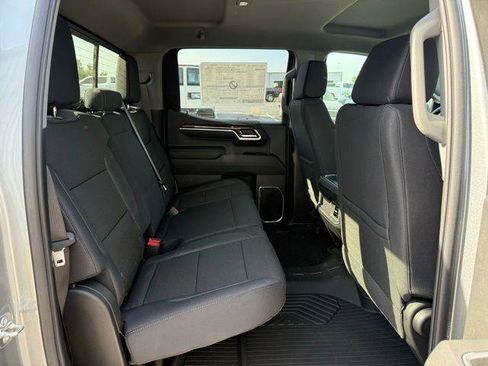 New 2026 Chevrolet Silverado 1500 LT w/ Z71 Off-Road Package AWD/4WD image 4