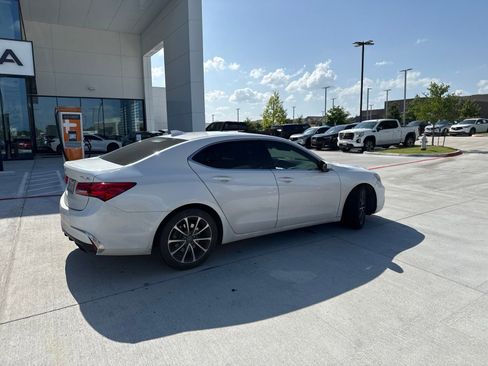 Used 2020 Acura TLX V6 FWD image 2