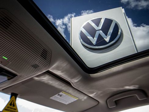 New 2026 Volkswagen Atlas SE FWD image 49