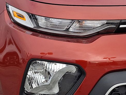 Used 2021 Kia Soul S image 9