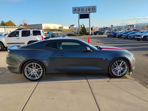 Used 2020 Chevrolet Camaro LT w/ RS Package image 4