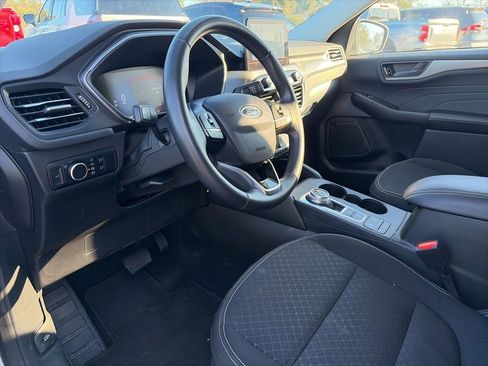 Used 2024 Ford Escape Active image 21