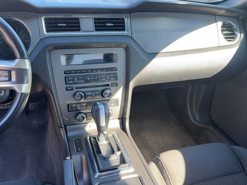 Used 2013 Ford Mustang GT image 14