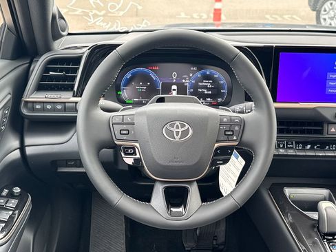 New 2026 Toyota Crown Signia image 12