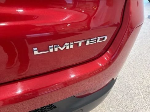 Used 2025 Jeep Compass Limited AWD/4WD image 8