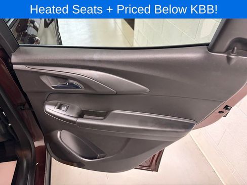 Used 2023 Chevrolet TrailBlazer LT FWD image 17