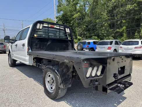 Used 2019 Ford F250 XL w/ Power Equipment Group AWD/4WD image 4