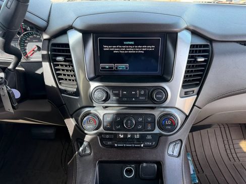 Used 2015 Chevrolet Tahoe LT AWD/4WD image 29