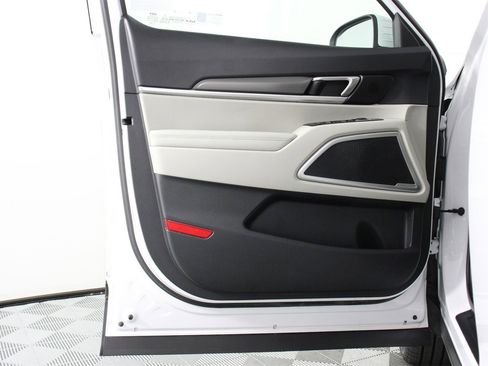 Used 2023 Kia Telluride S image 17