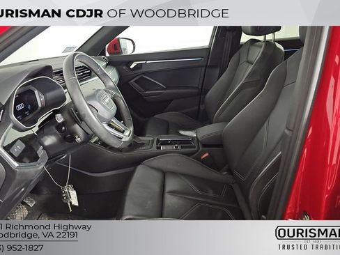 Used 2023 Audi Q3 2.0T Premium Plus w/ Premium Plus Package image 9