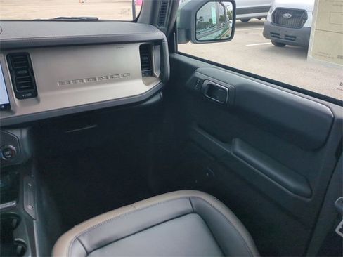 New 2025 Ford Bronco Outer Banks image 17