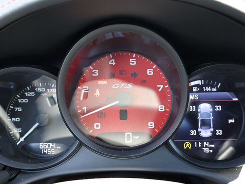 Used 2024 Porsche 718 Boxster GTS RWD image 16