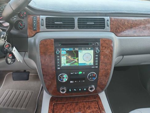 Used 2007 Chevrolet Suburban LTZ w/ LTZ Preferred Equipment Group image 21