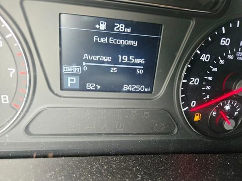 Used 2019 Kia Sorento FWD V6 image 23