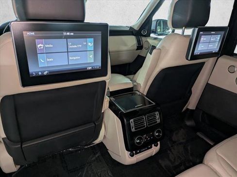 Used 2021 Land Rover Range Rover P525 Westminster Edition LWB image 21