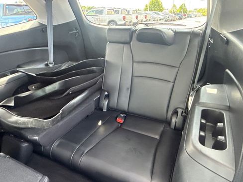 Certified 2021 Honda Pilot Special Edition image 18