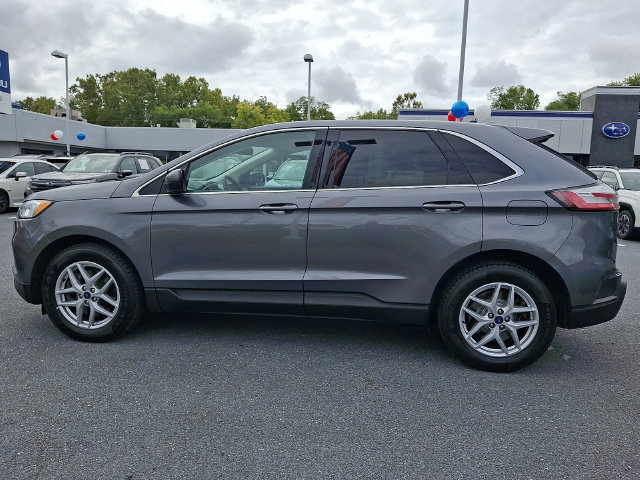 Used 2021 Ford Edge SEL w/ Convenience Package AWD/4WD image 4
