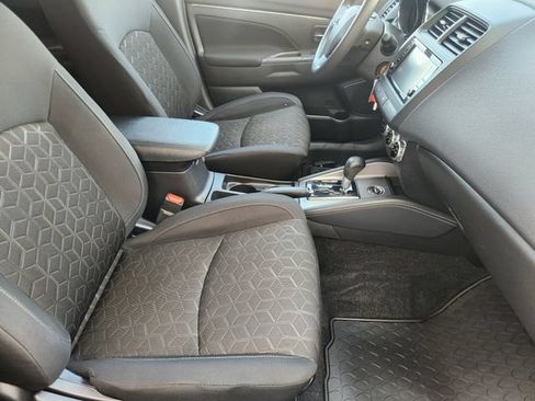 Used 2024 Mitsubishi Outlander Sport ES AWD/4WD image 19
