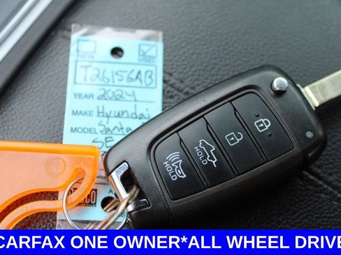 Used 2024 Hyundai Santa Cruz SE image 27