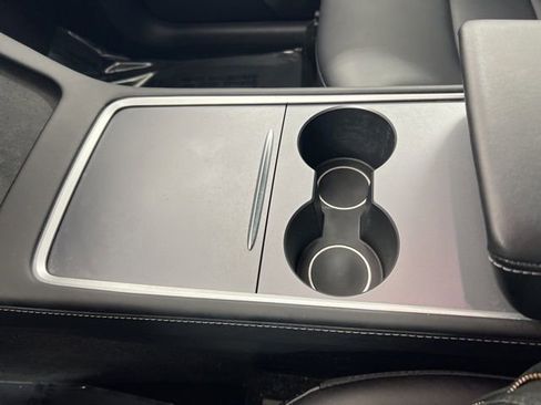 Used 2023 Tesla Model Y Long Range image 20