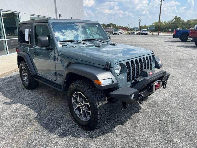 Used 2024 Jeep Wrangler Sport AWD/4WD image 3