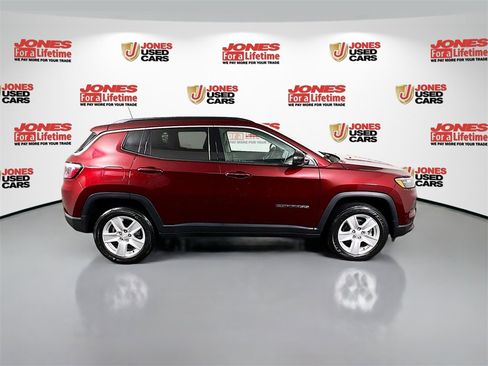 Used 2022 Jeep Compass Latitude w/ Convenience Group image 16