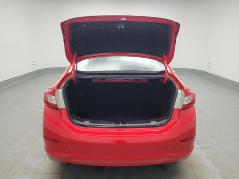 Used 2017 Chevrolet Cruze LT image 29