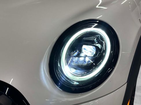 Used 2024 MINI Cooper S w/ Signature Upholstery Package FWD image 9