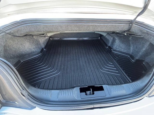 Used 2021 Ford Mustang Premium RWD image 18