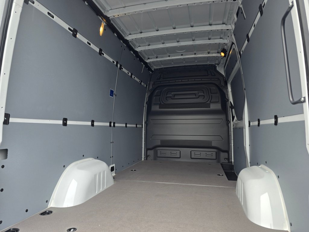 New 2026 Mercedes-Benz Sprinter 2500 image 16
