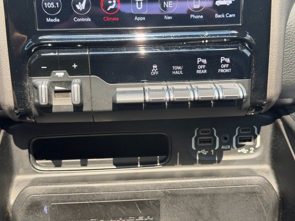 Used 2020 RAM 1500 Laramie AWD/4WD image 20