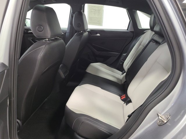 Used 2021 Volkswagen Jetta R-Line FWD image 19