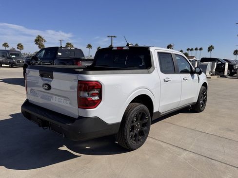 New 2025 Ford Maverick Lariat w/ Black Appearance Package image 12