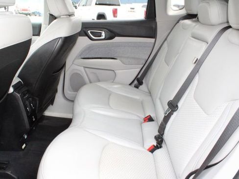 Used 2022 Jeep Compass Latitude w/ Convenience Group AWD/4WD image 29