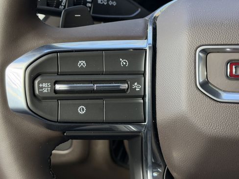 New 2026 GMC Yukon Elevation image 40