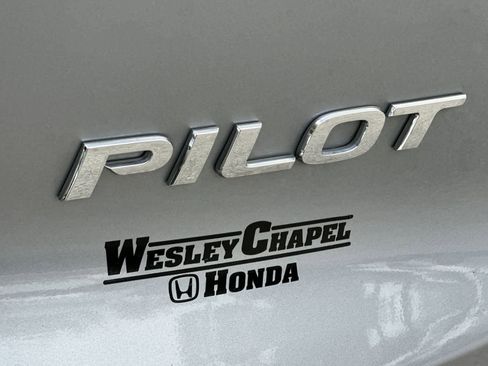 Used 2021 Honda Pilot Special Edition image 9