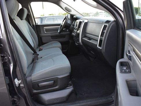 Used 2017 RAM 1500 Classic SLT image 16