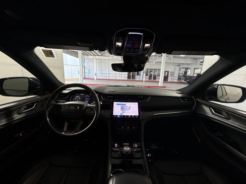 Used 2023 Jeep Grand Cherokee L Overland image 23