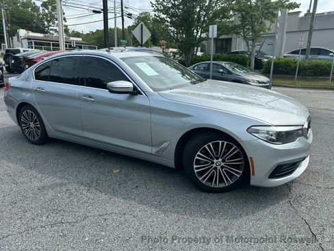 Used 2018 BMW 530i RWD image 2