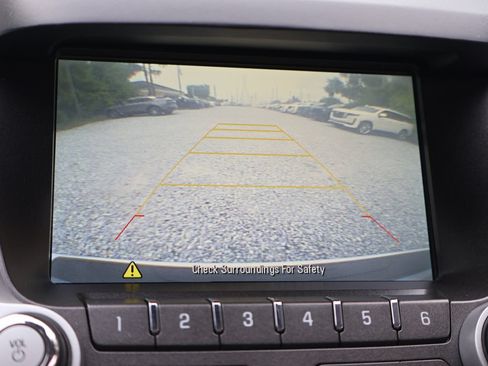 Used 2017 Chevrolet Equinox LS FWD image 24